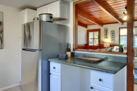 Blue Door Cottage 12 Miles To Yosemite Bbq Оукхърст Екстериор снимка